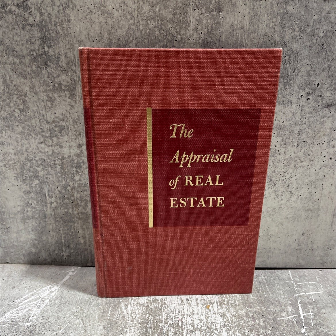 the appraisal of real estate book, by american institute of real estate appraisers, 1977 Hardcover image 1