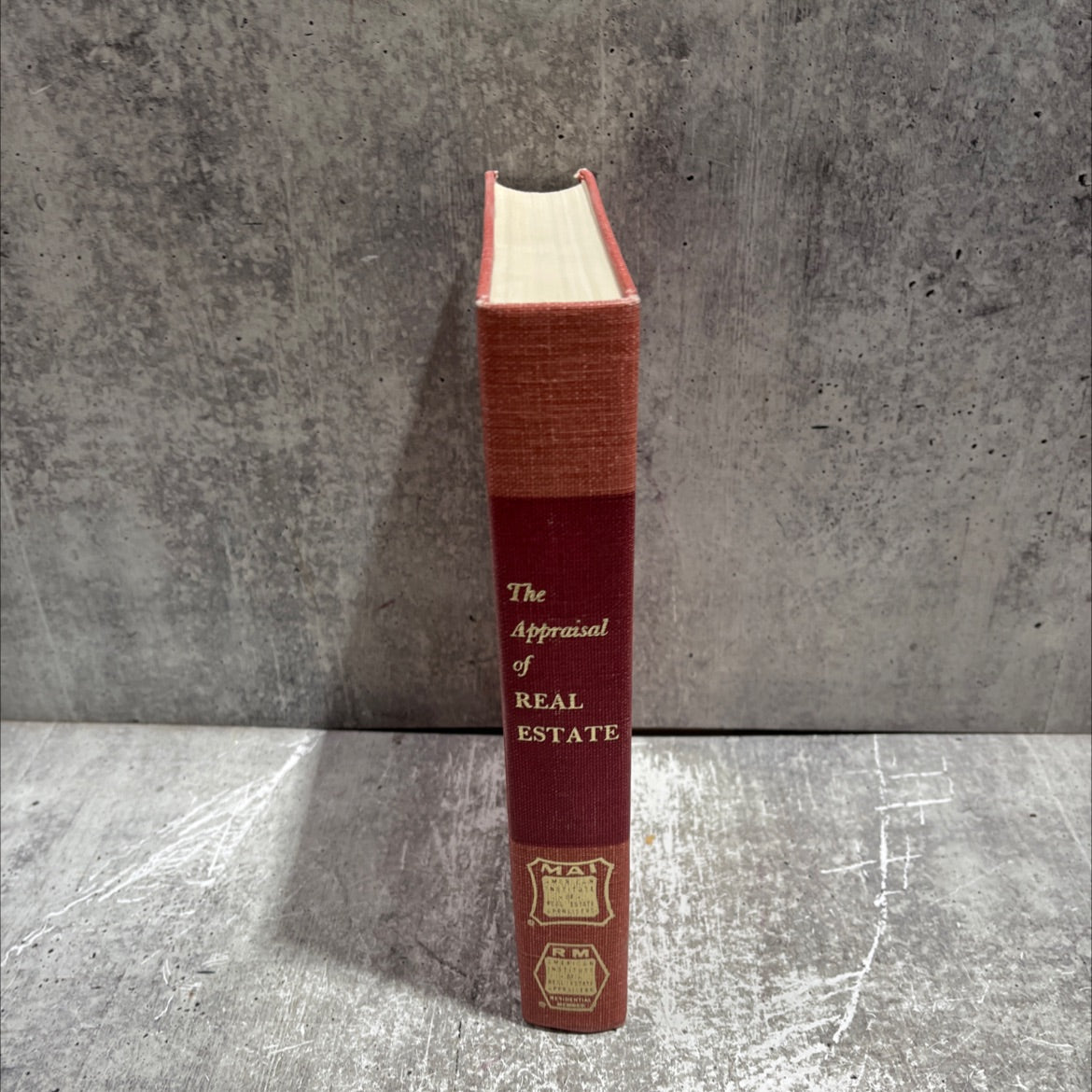 the appraisal of real estate book, by american institute of real estate appraisers, 1977 Hardcover image 4