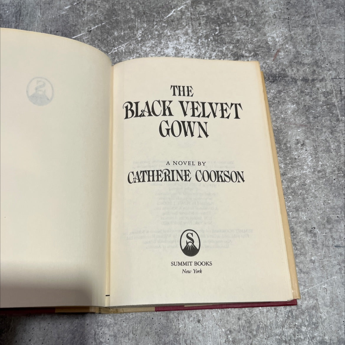 the black velvet gown book, by catherine cookson, 1984 Hardcover image 2