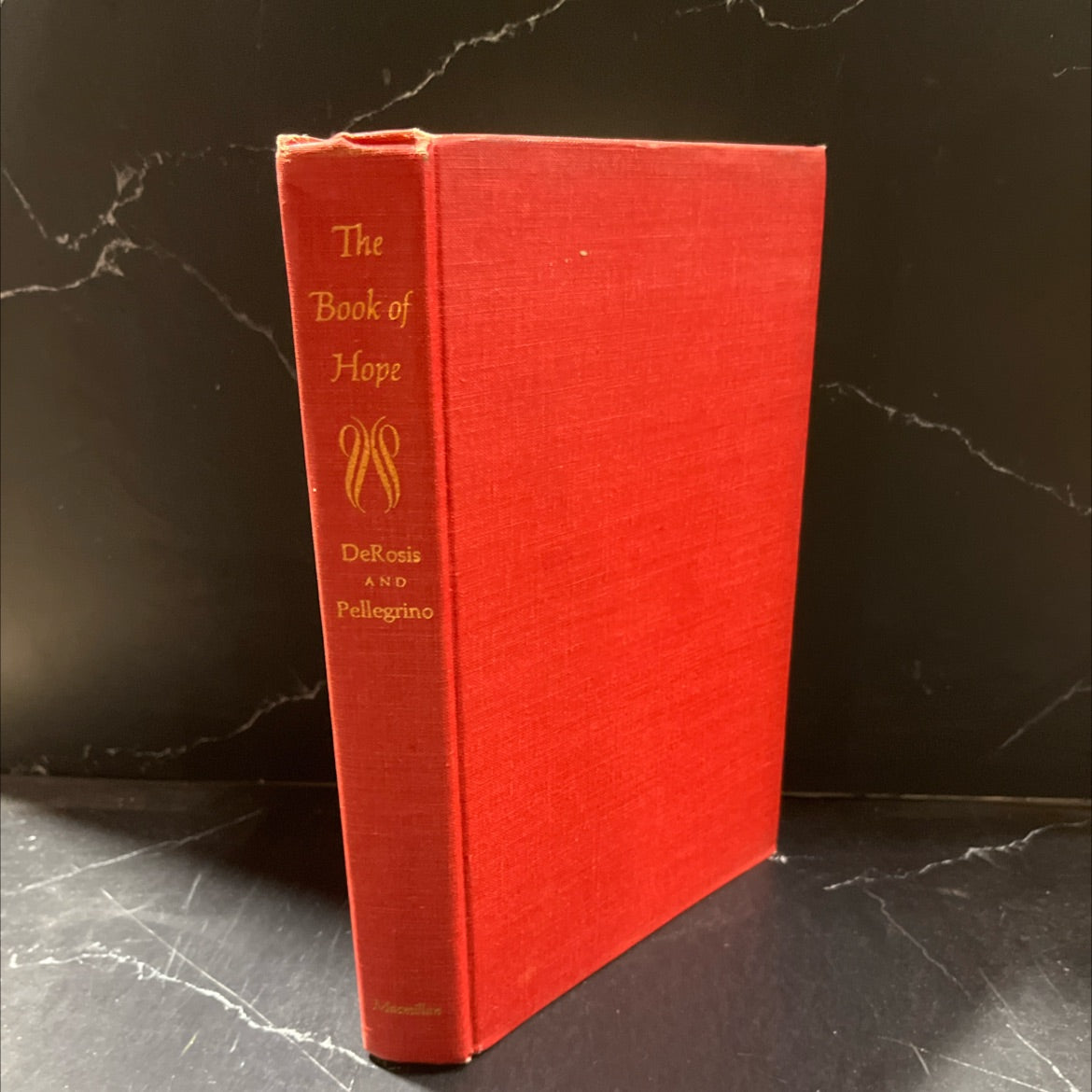 the book of hope how women can overcome depression book, by helen a. de rosis, m.d. and victoria y. pellegrino, 1976 image 1