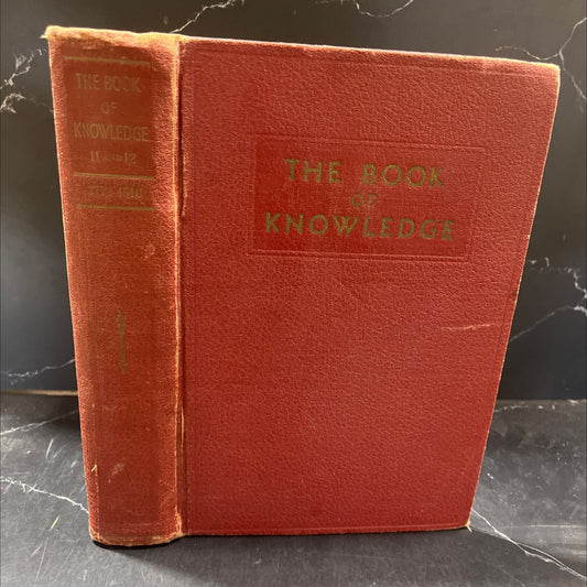 the book of knowledge the children's encyclopedia book, by e. v. mcloughlin, 1945 Hardcover image 1