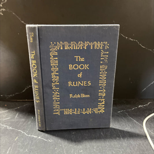 SIGNED the book of runes book, by Ralph Blum, 1987 Hardcover, Rare, Vintage image 1