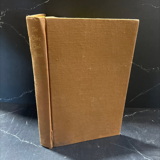 the cake cook book book, by lilith rushing, ruth voss, 1965 Hardcover image 1