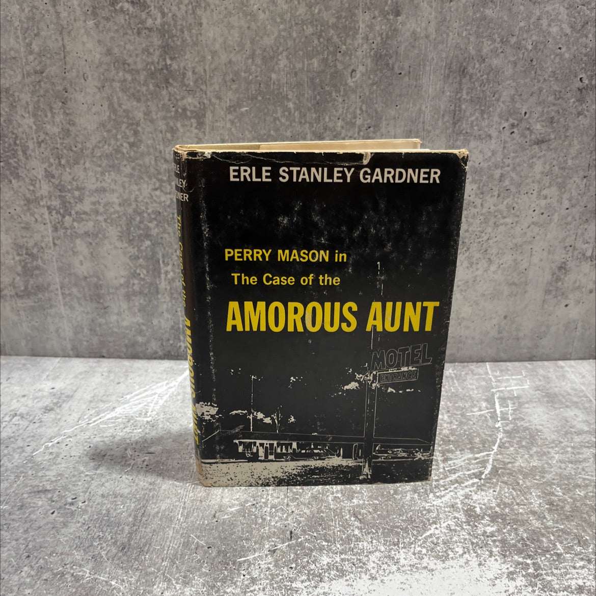 the case of the amorous aunt book, by erle stanley gardner, 1963 Hardcover image 1