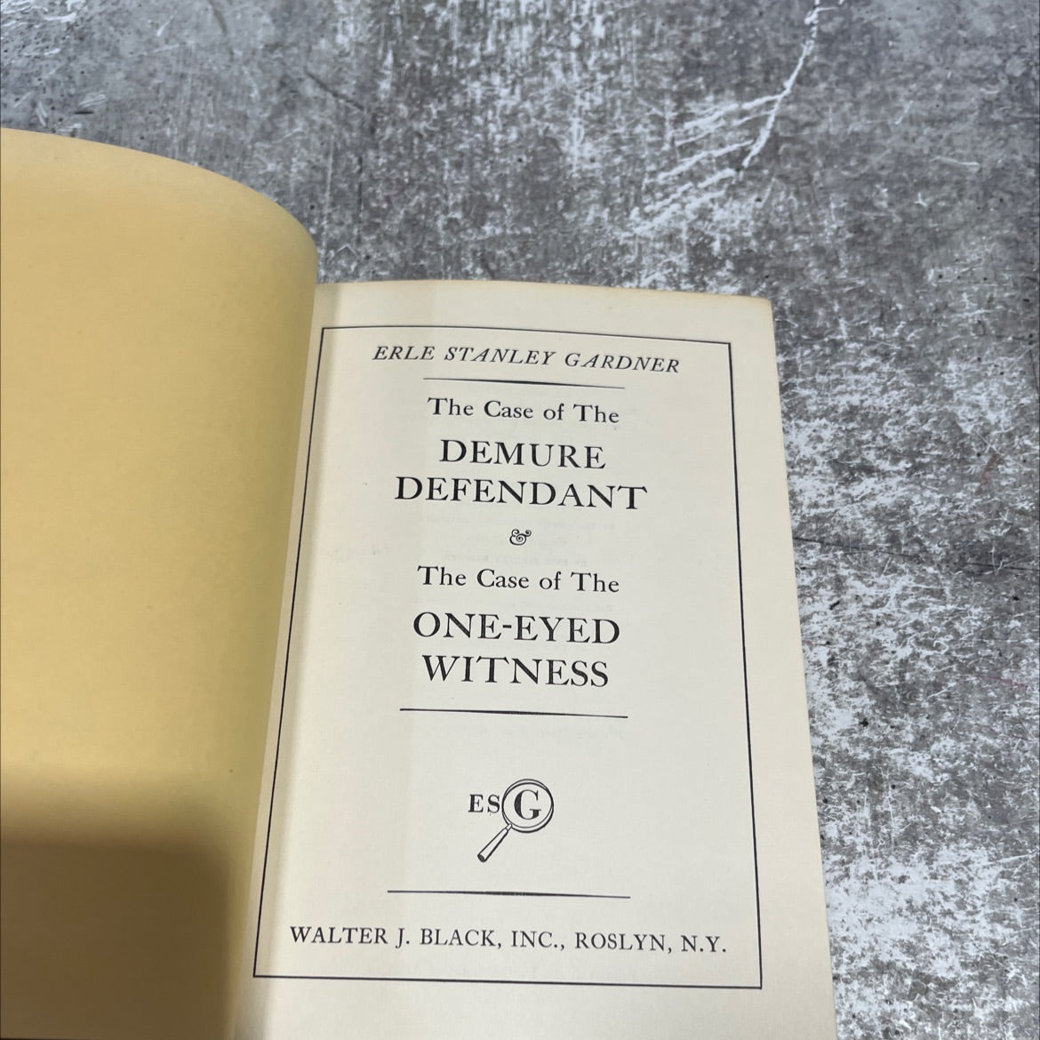 the case of the demure defendant & the case of the one-eyed witness book, by erle stanley gardner, 1956 Hardcover image 2