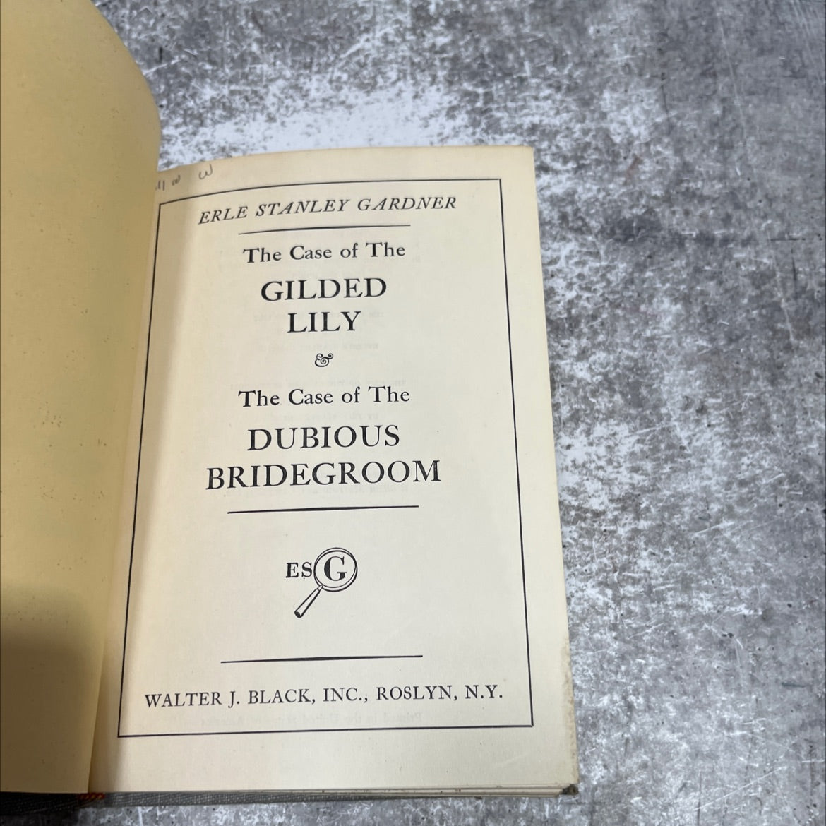 the case of the gilded lily & the case of the dubious bridegroom book, by erle stanley gardner, 1956 Hardcover image 2