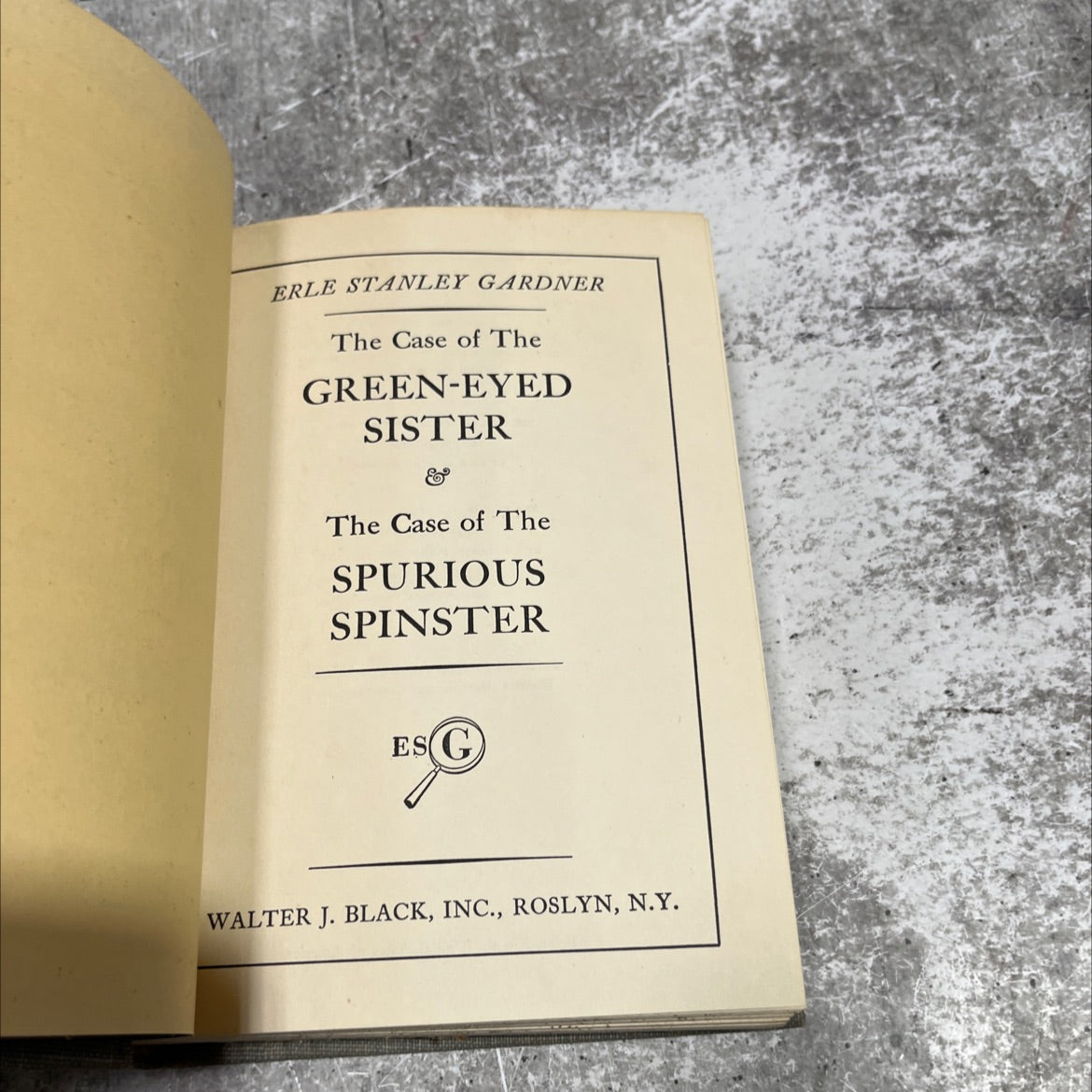 the case of the green-eyed sister & the case of the spurious spinster book, by erle stanley gardner, 1961 Hardcover image 2