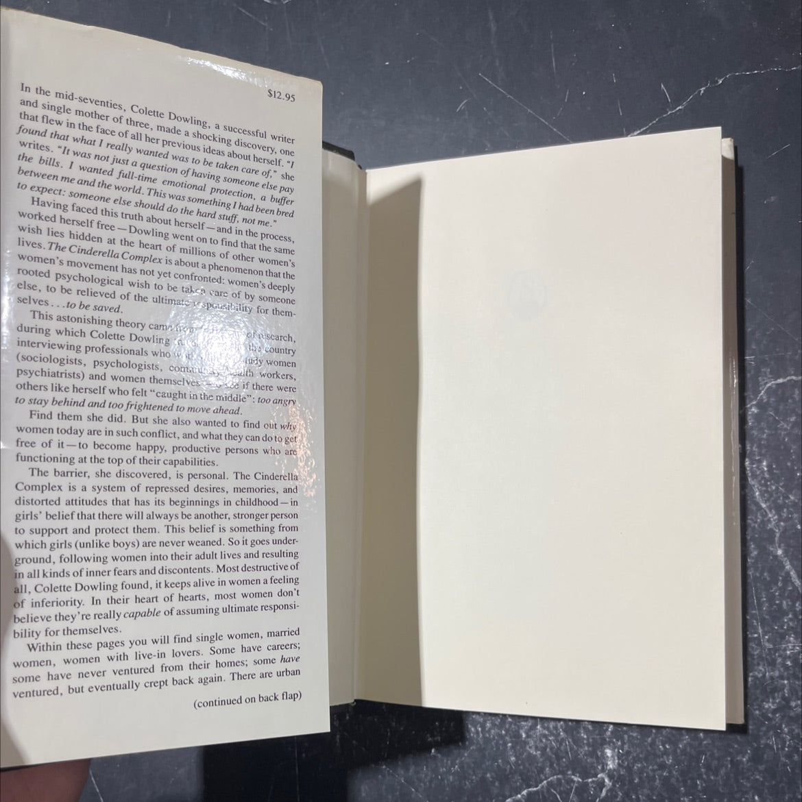 the cinderella complex women's hidden fear of independence book, by Colette Dowling, 1981 Hardcover image 4
