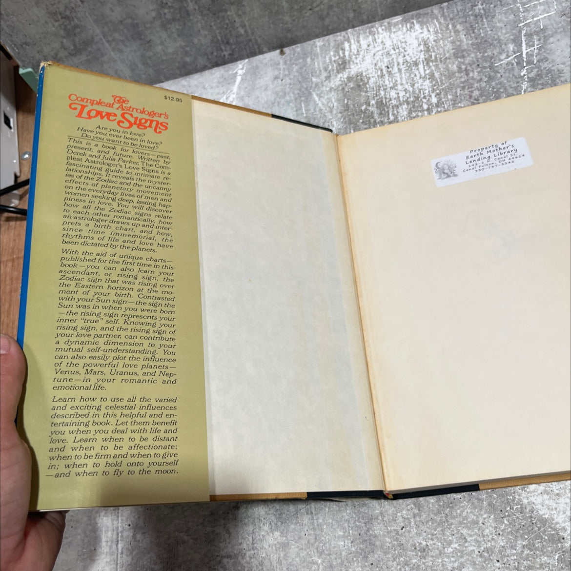 the compleat astrologer's love signs book, by Derek & Julia Parker, 1974 Hardcover image 4