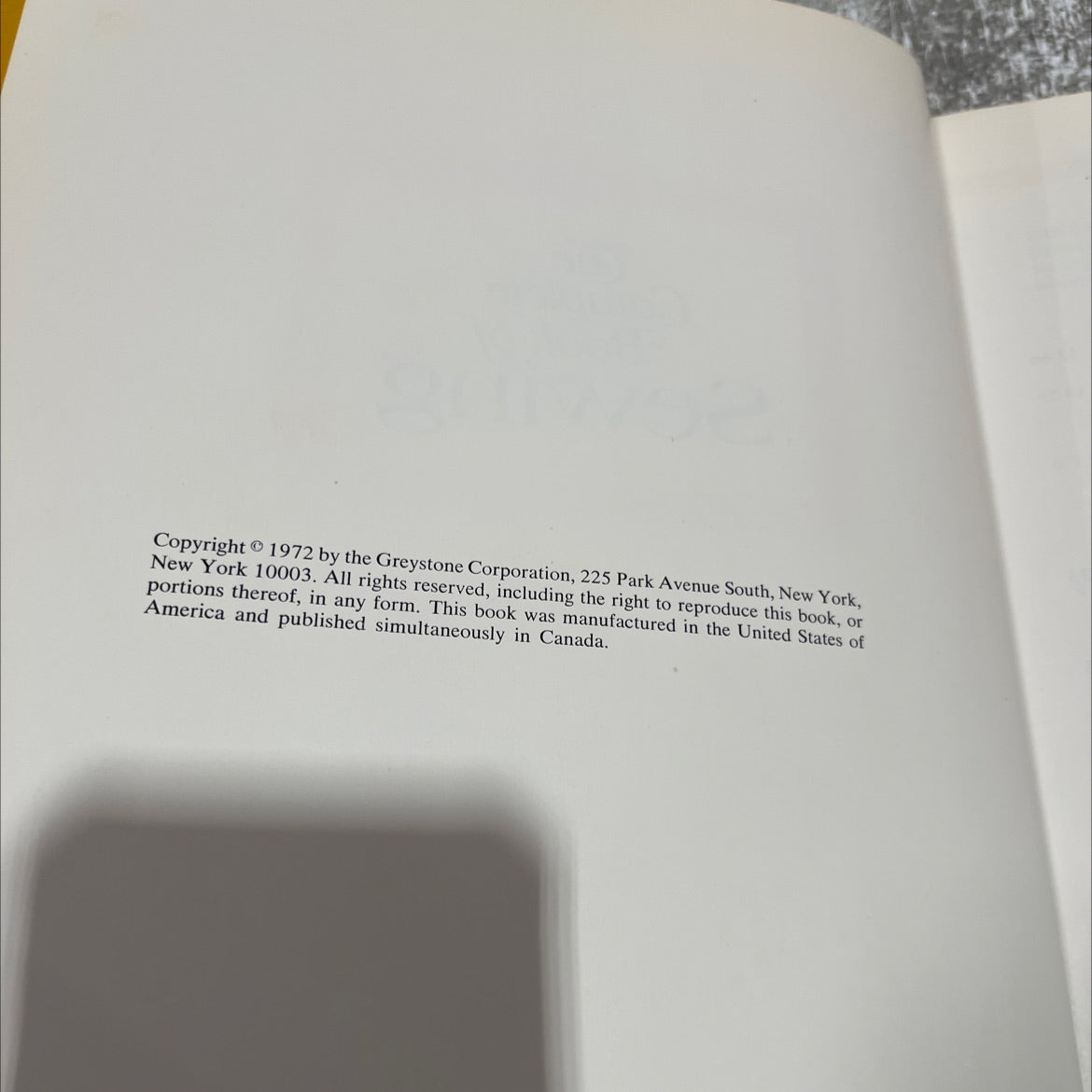 the complete book of sewing book, by larry eisinger, 1972 Hardcover image 3