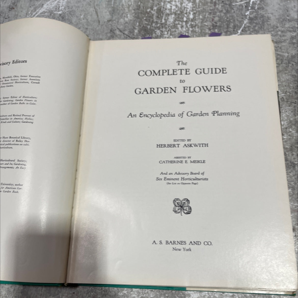 the complete guide to garden flowers book, by herbert askwith, 1972 Hardcover image 2