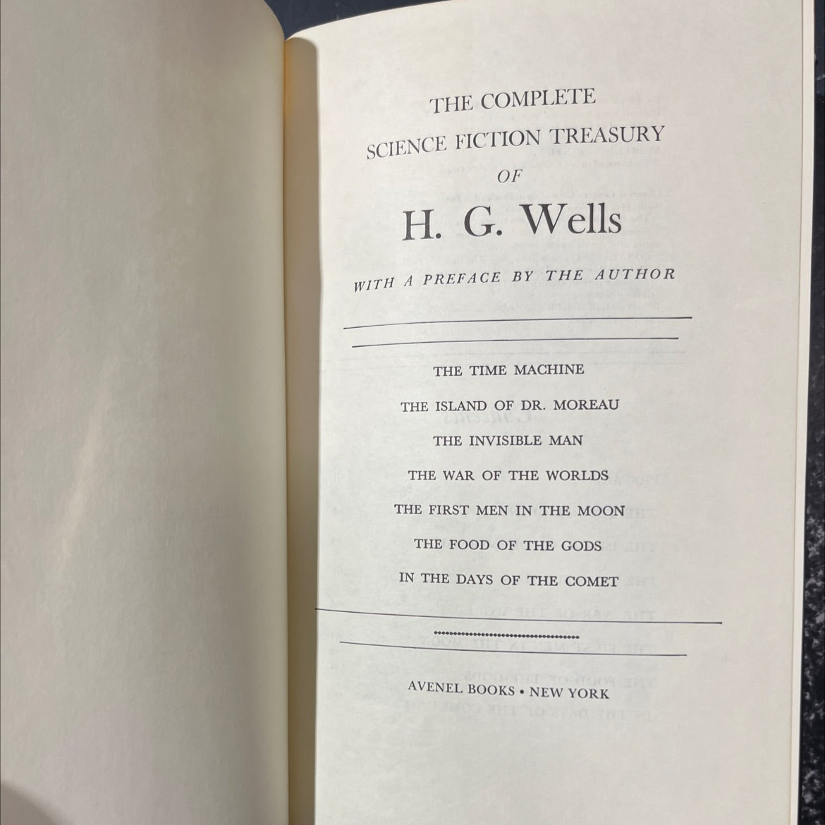 the complete science fiction treasury of h. g. wells book, by h. g. wells, 1978 Hardcover image 2