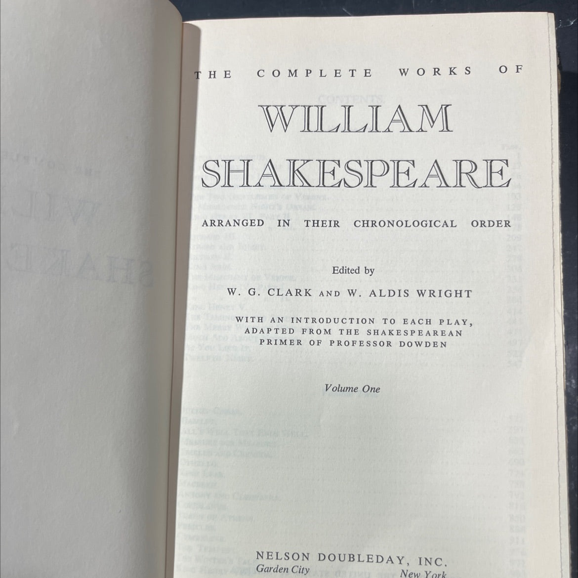 the complete works of william shakespeare arranged in their chronological order book, by william shakespeare, 1970 image 2