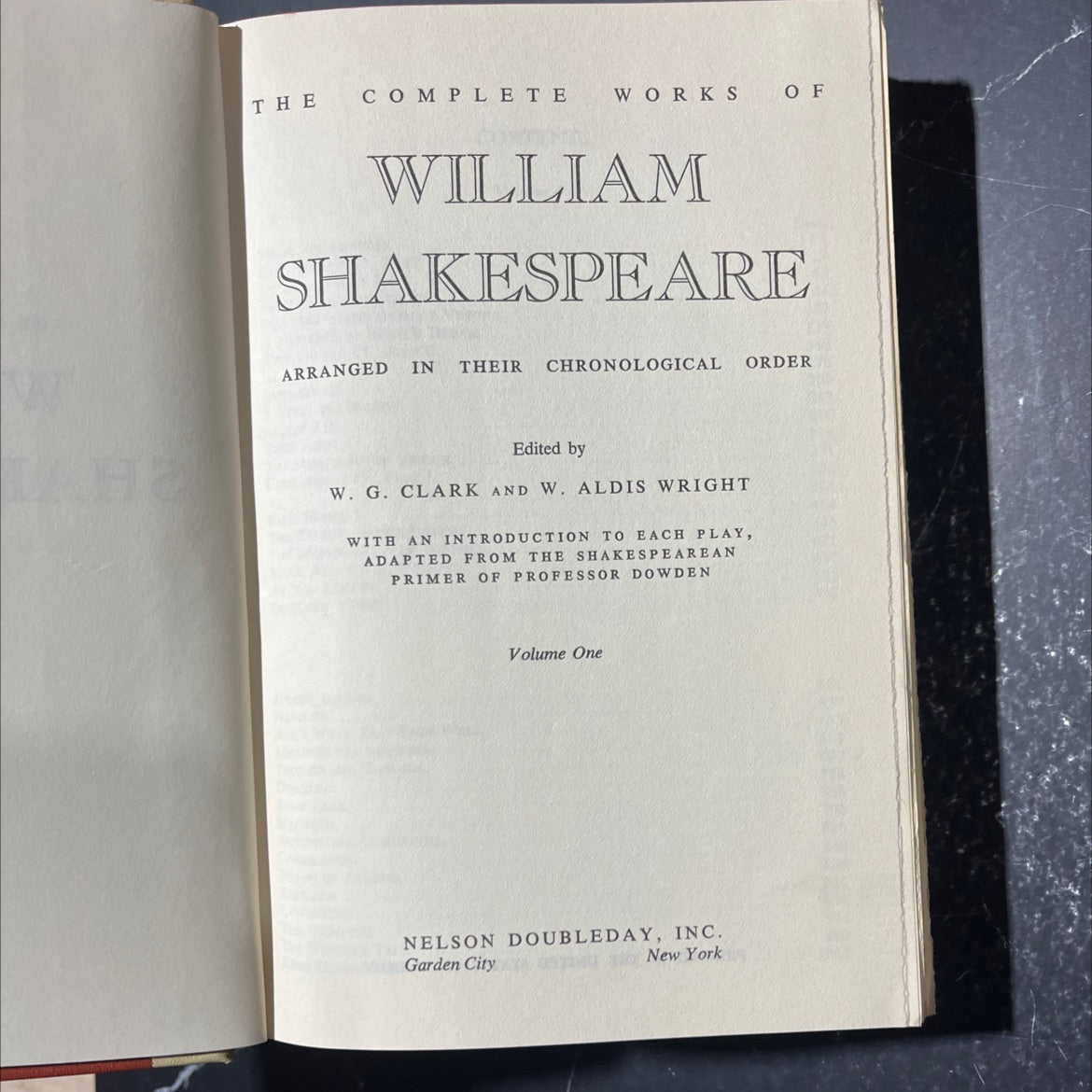 the complete works of william shakespeare arranged in their chronological order book, by william shakespeare, 1970 image 2