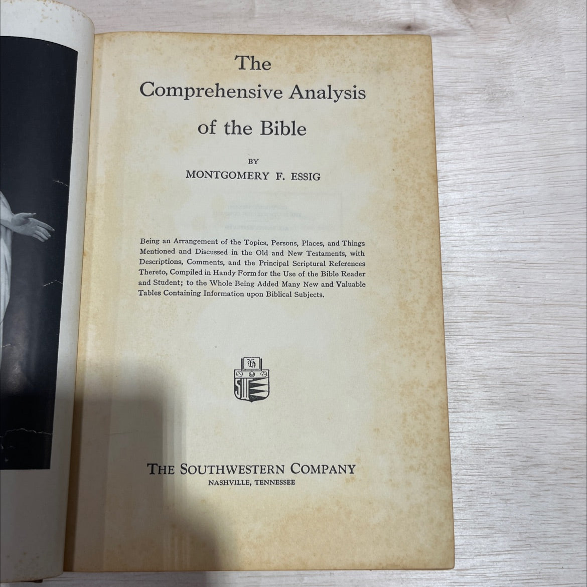 the comprehensive analysis of the bible book, by montgomery f. essig, 1951 Hardcover image 2