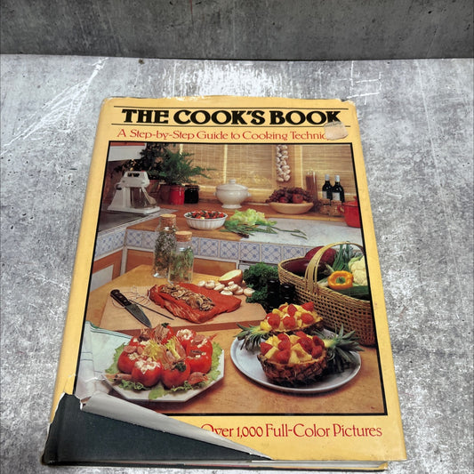the cook's book book, by Marie-Christine Conte, 1974 Hardcover image 1