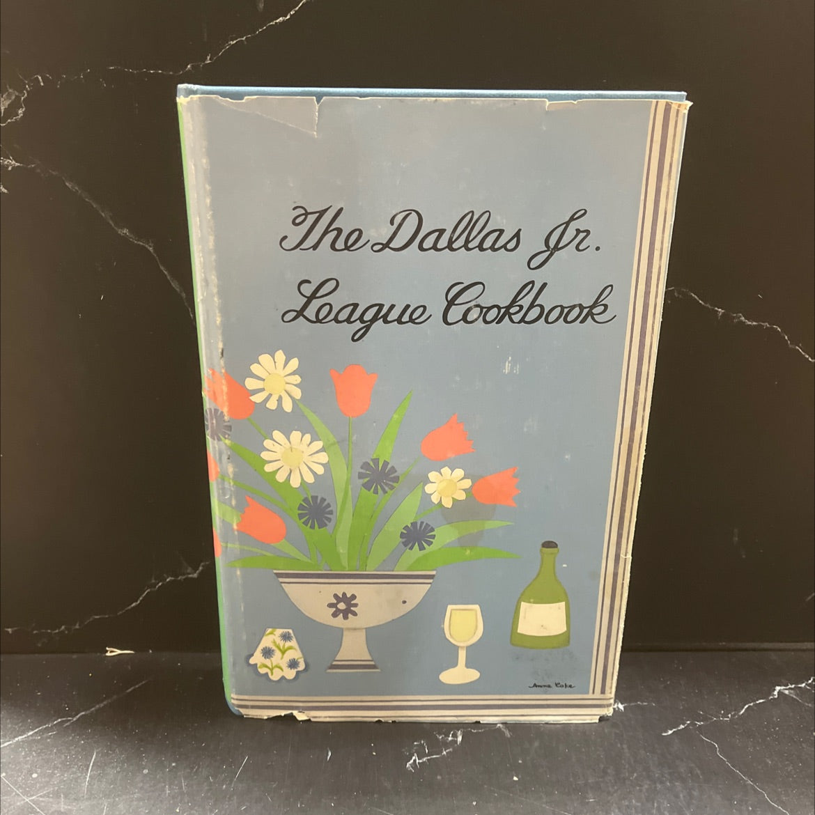 the dallas junior league cookbook book, by The Junior League of Dallas, 1976 Hardcover image 1