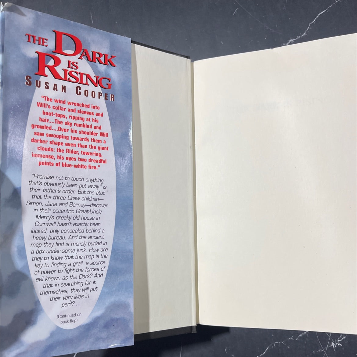 the dark is rising book, by susan cooper, 1977 Hardcover image 4