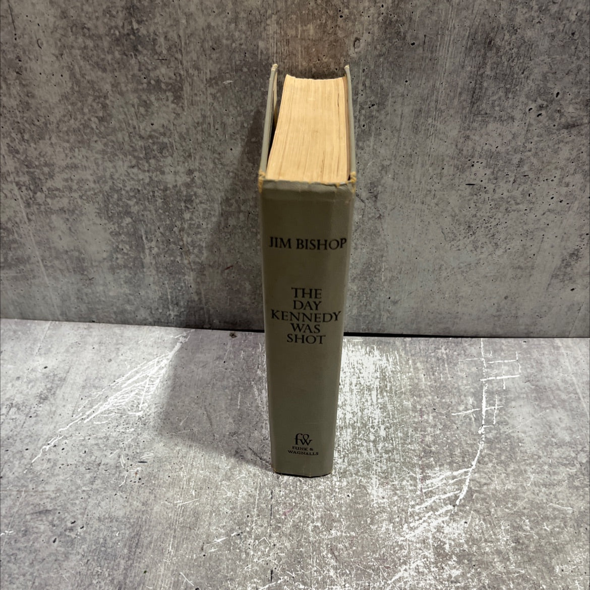 the day kennedy was shot book, by jim bishop, 1968 Hardcover image 4