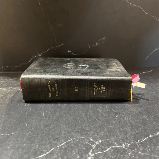 the divine office book, by Pope Paul VI, 1975 Leather image 1