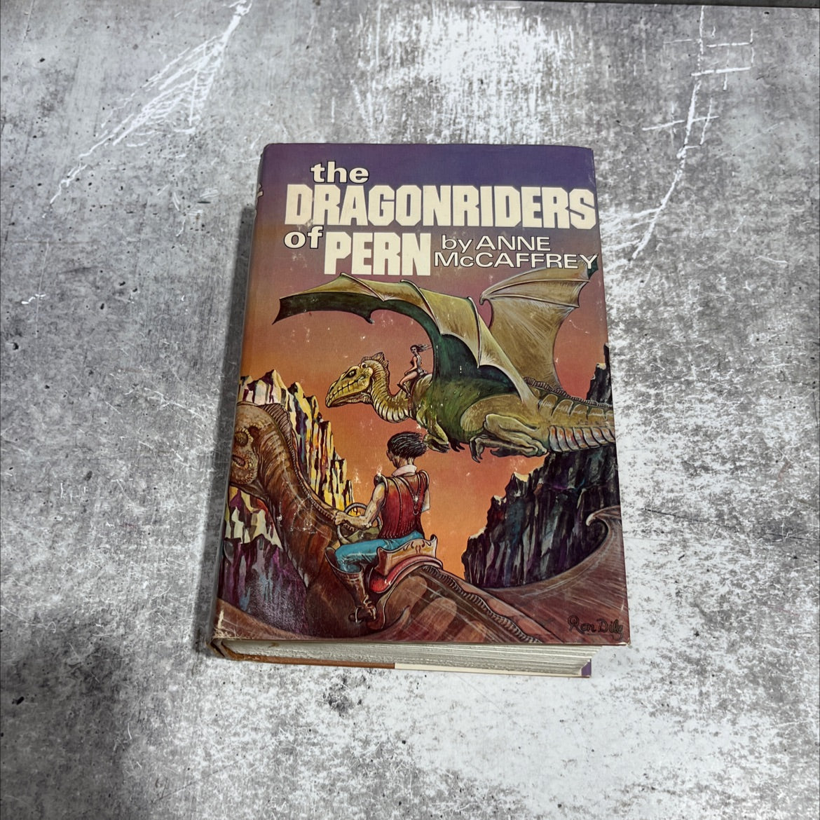 the dragonriders of pern dragonflight dragonquest the white dragon book, by anne mccaffrey, 1978 Hardcover image 1