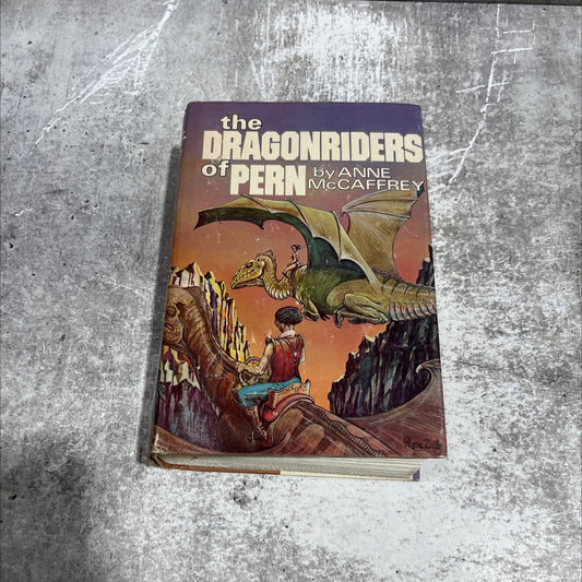 the dragonriders of pern dragonflight dragonquest the white dragon book, by anne mccaffrey, 1978 Hardcover image 1
