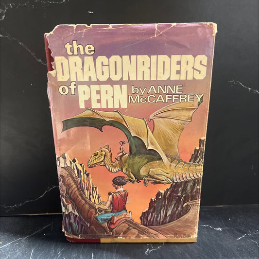 the dragonriders of pern dragonflight dragonquest the white dragon book, by Anne McCaffrey, 1978 Hardcover image 1