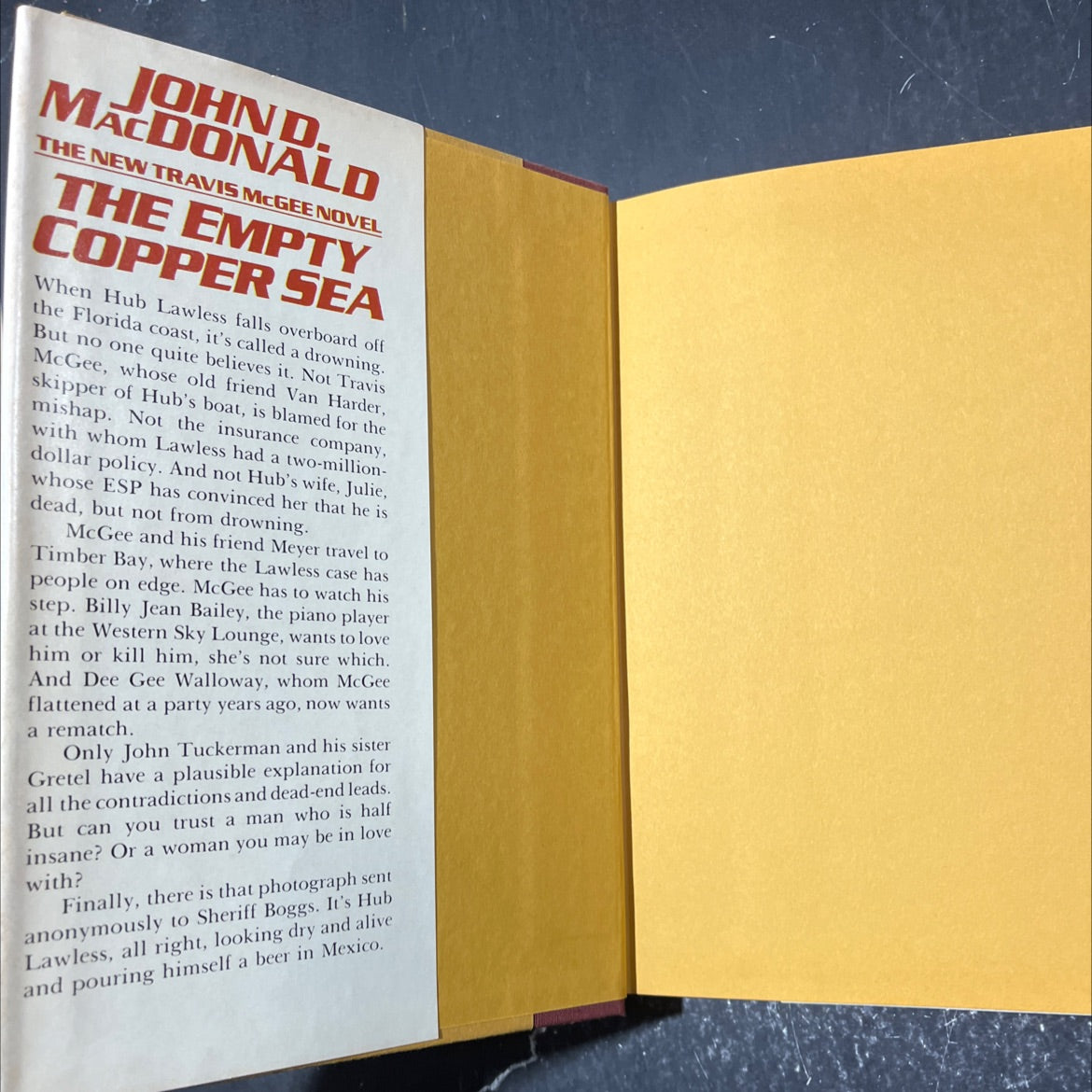 the empty copper sea book, by John D. MacDonald, 1978 Hardcover image 4