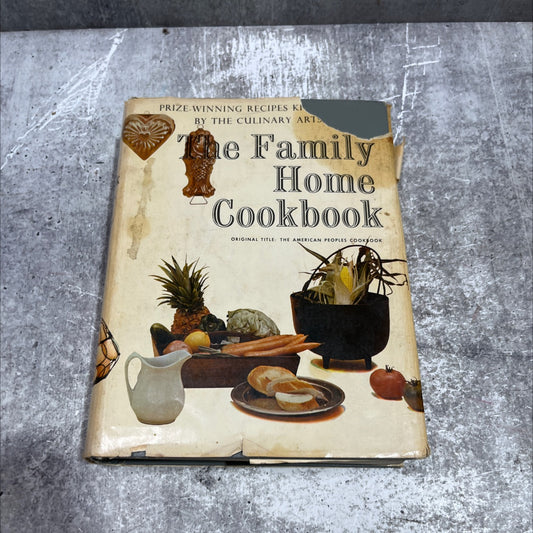 the family home cookbook book, by staff home economists culinary arts institute, 1973 Hardcover image 1
