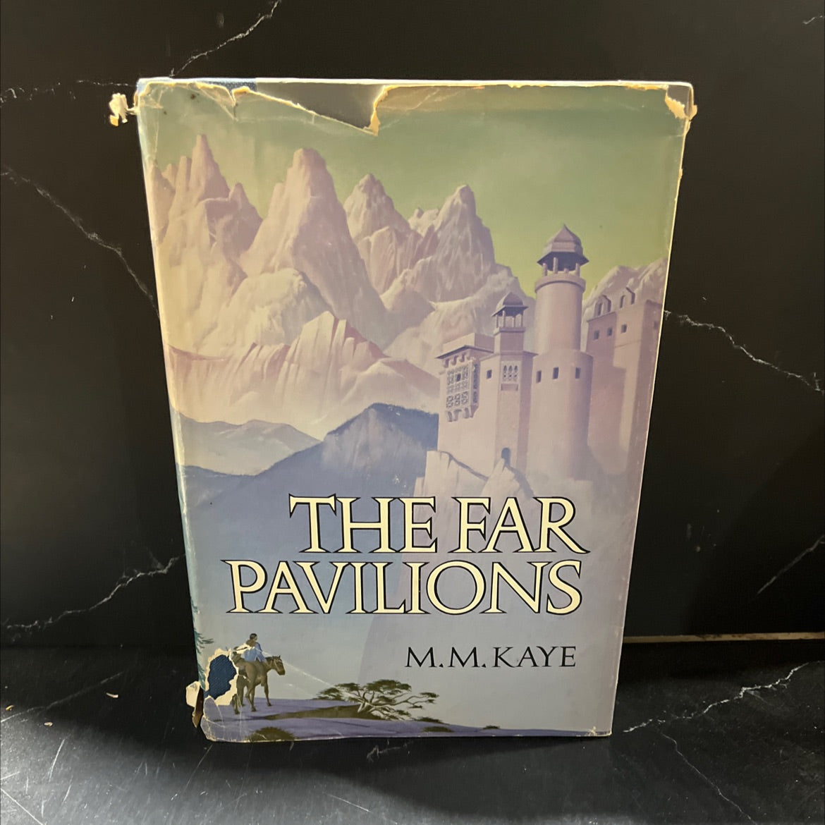 the far pavilions book, by M. M. Kaye, 1978 Hardcover image 1