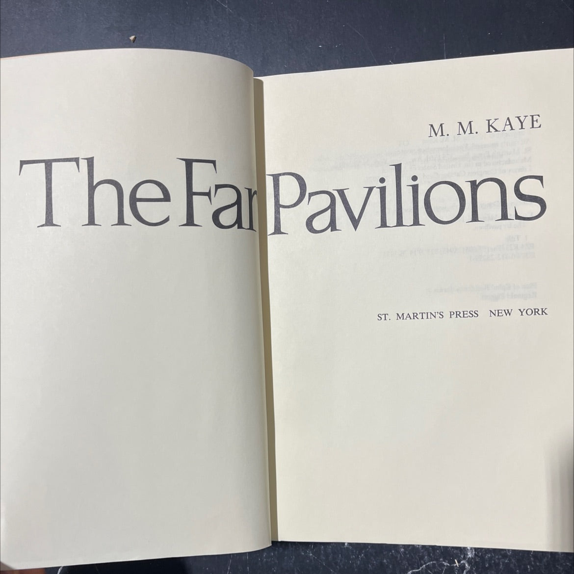 the far pavilions book, by M. M. Kaye, 1978 Hardcover image 2