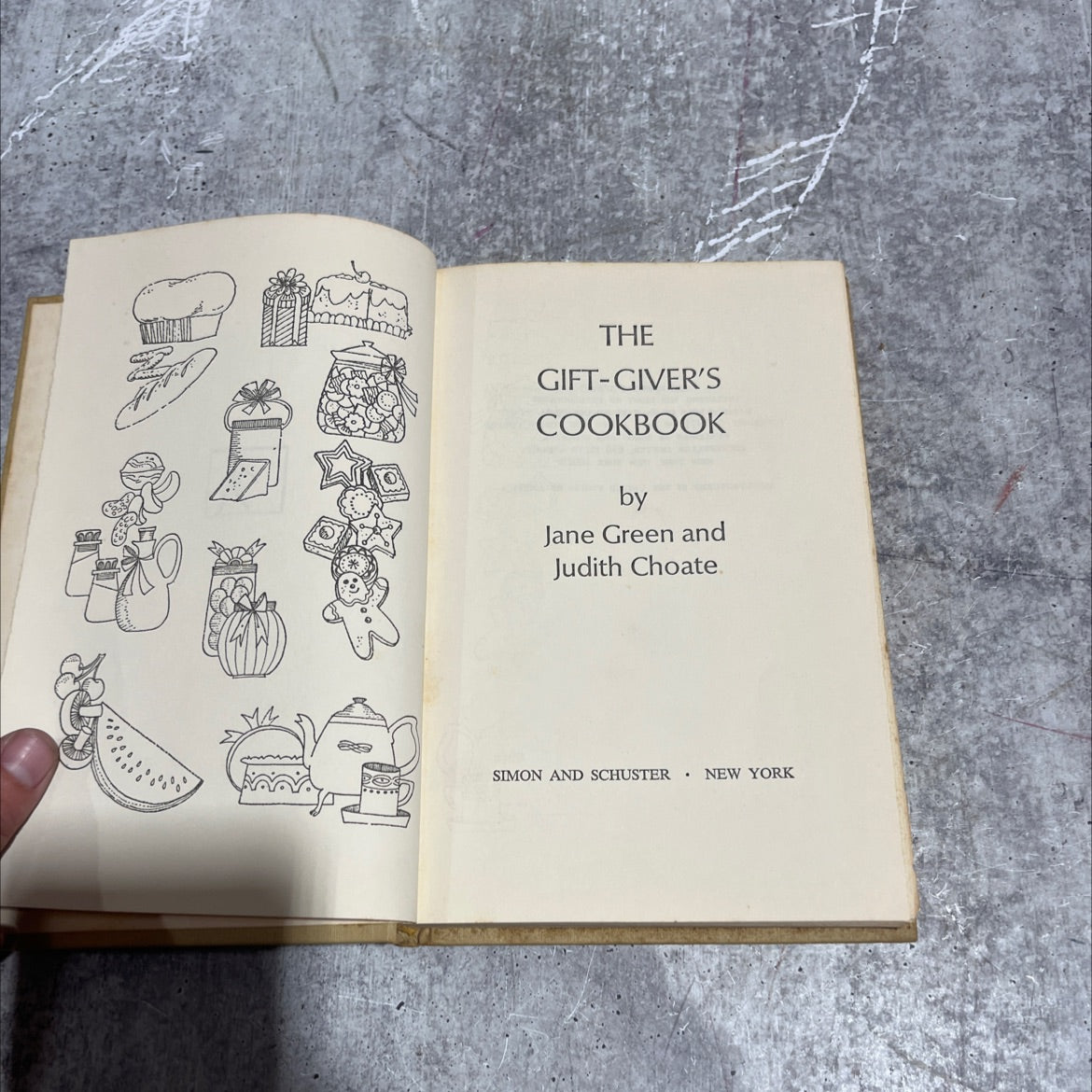 the gift-giver's cookbook book, by jane green and judith choate, 1971 Hardcover image 2