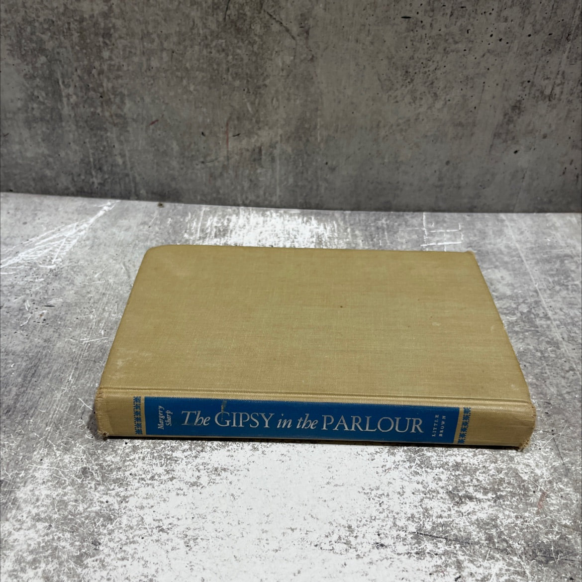 the gipsy in the parlour book, by margery sharp, 1953 Hardcover image 4
