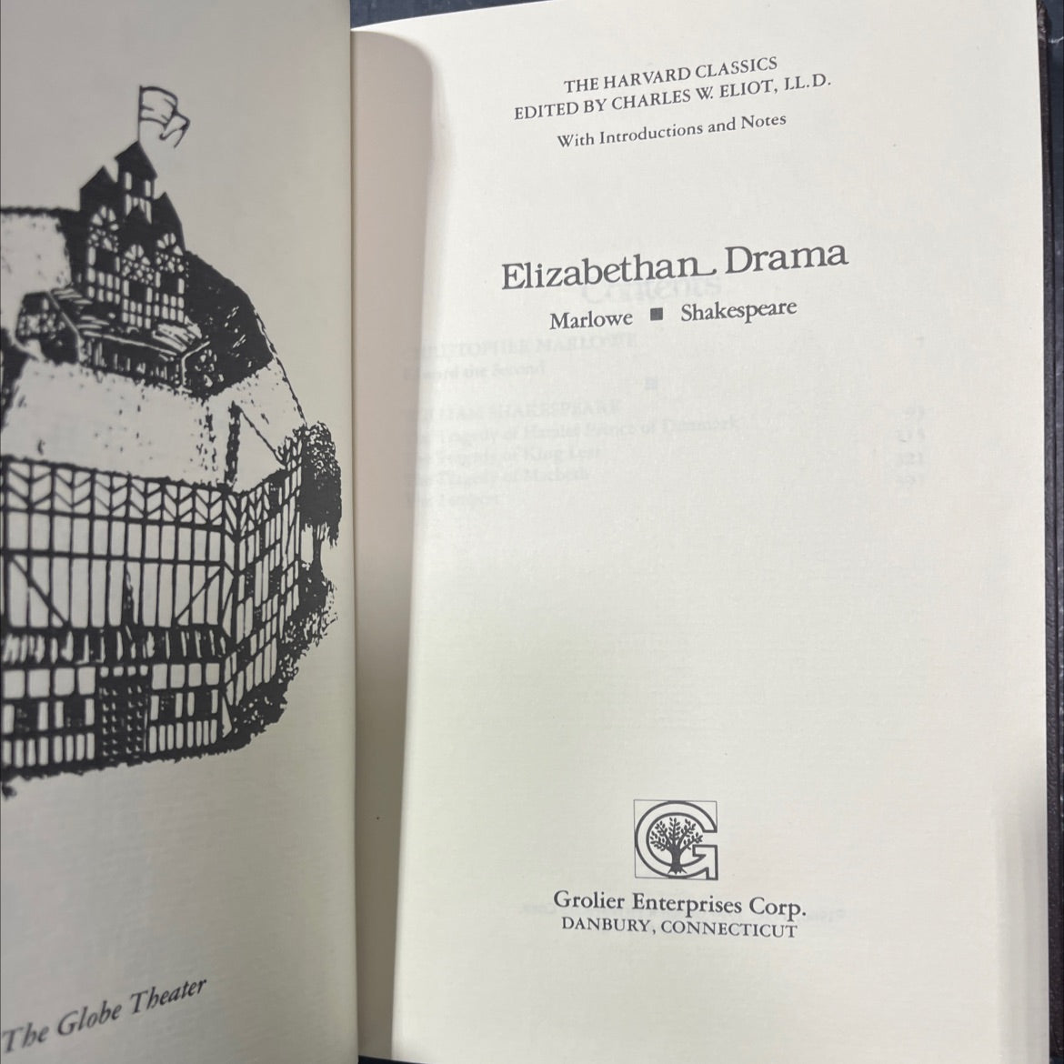 the globe theater book, by william shakespeare, 1980 Hardcover image 2