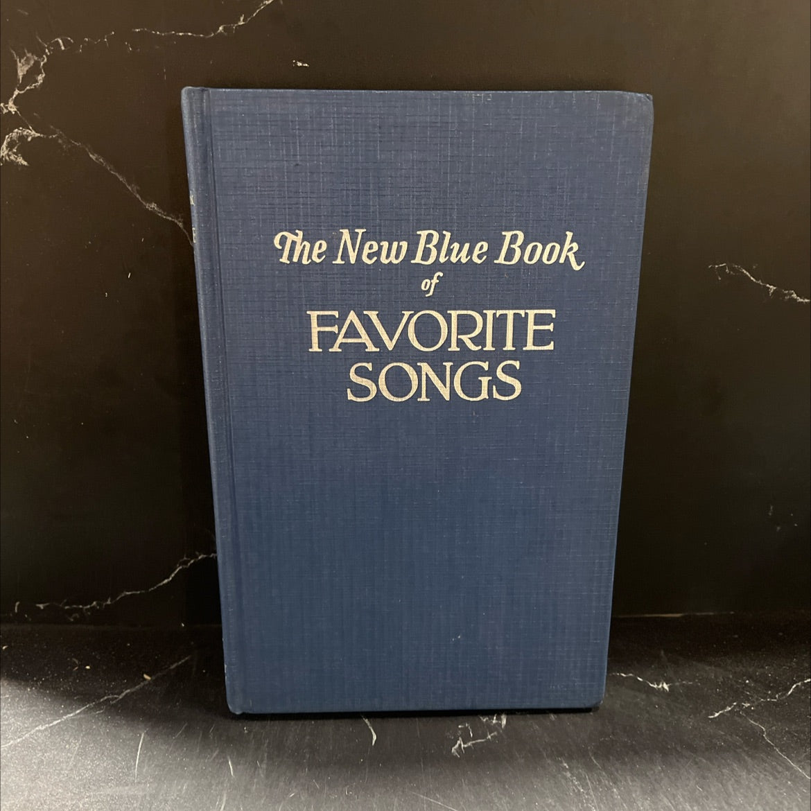 the golden book of favorite songs book, by unknown, 2002 Hardcover image 1