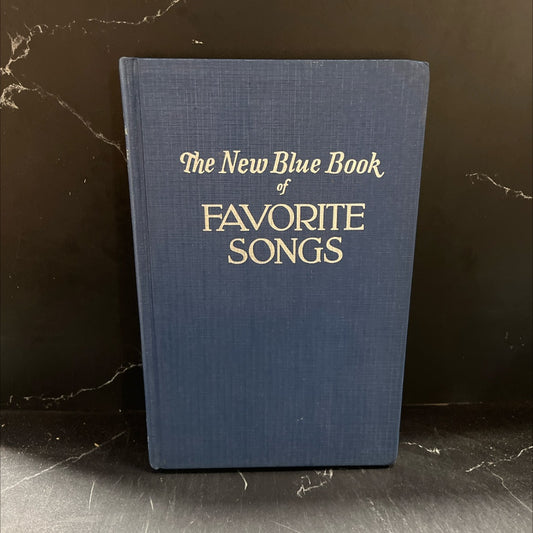 the golden book of favorite songs book, by unknown, 2002 Hardcover image 1