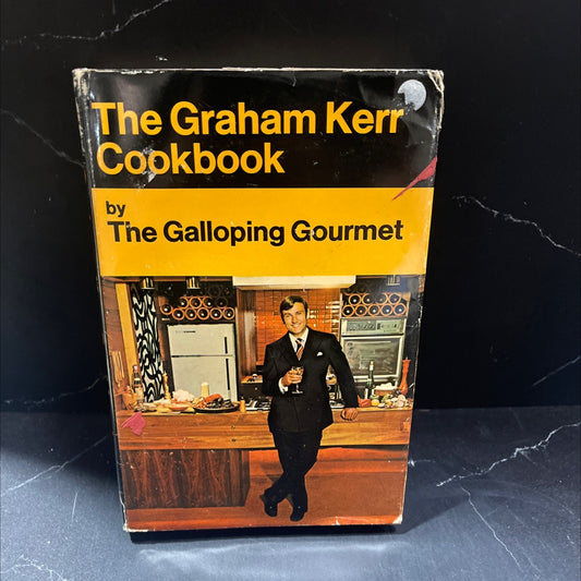 the graham kerr cookbook book, by graham kerr, 1969 Hardcover image 1