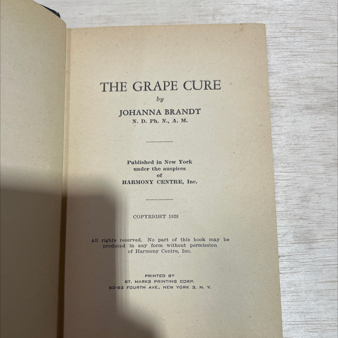 the grape cure book, by johanna brandt, 1949 Hardcover image 2