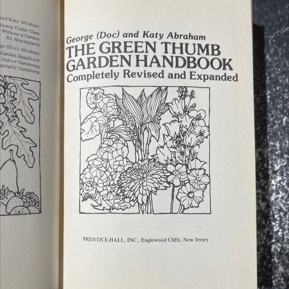 the green thumb garden handbook completely revised and expanded book, by George (Doc) and Katy Abraham, 1977 Hardcover image 2