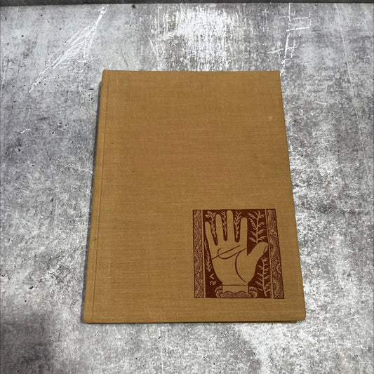 the hand an illustrated history of palmistry book, by fred gettings, 1967 Hardcover image 1