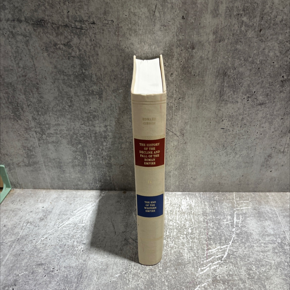 the history of the decline and fall of the roman empire volume iv the end of the western empire book, by edward gibbon, image 4