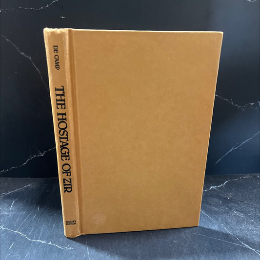 the hostage of zir book, by L. Sprague de Camp, 1977 Hardcover image 1