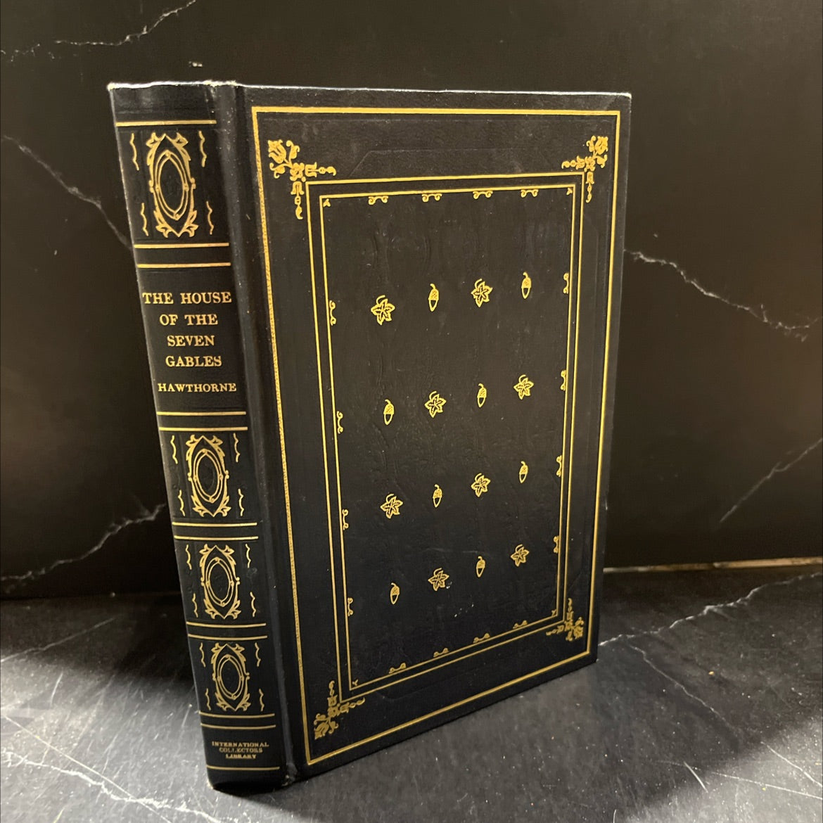 the house of the seven gables book, by nathaniel hawthorne, 1970 Hardcover image 1