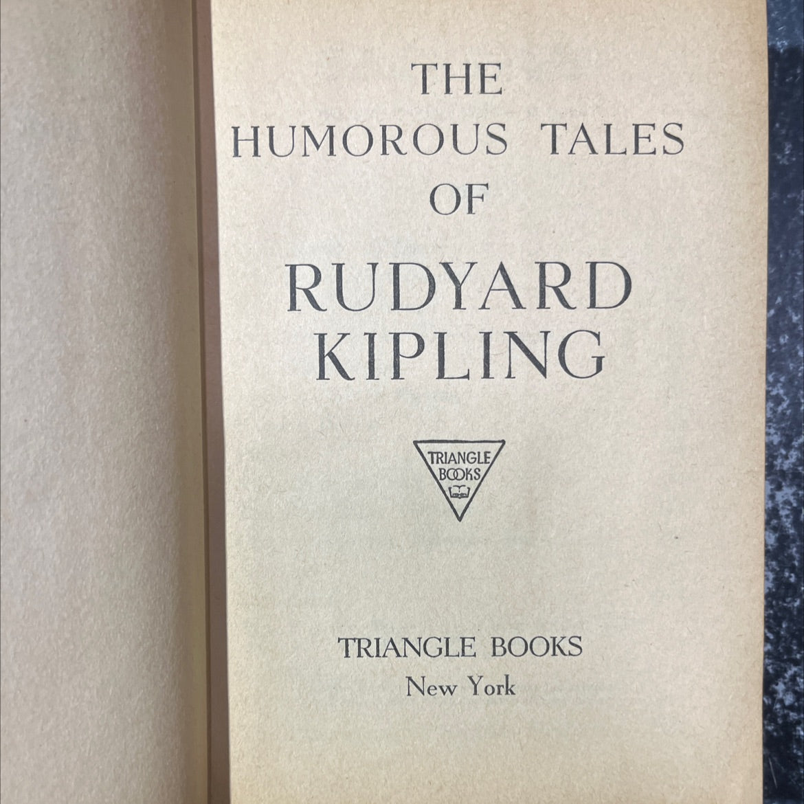 the humorous tales of rudyard kipling book, by rudyard kipling, 1941 Hardcover image 2