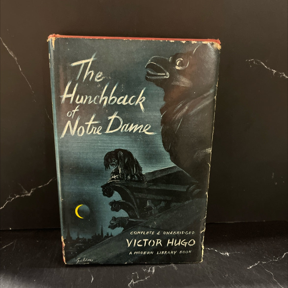 the hunchback of notre dame book, by victor hugo, 1970 Hardcover image 1