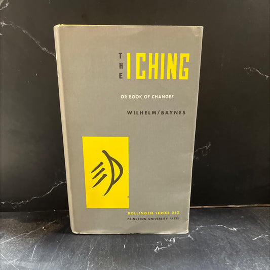 the i ching or book of changes book, by richard wilhelm, 1977 Hardcover image 1