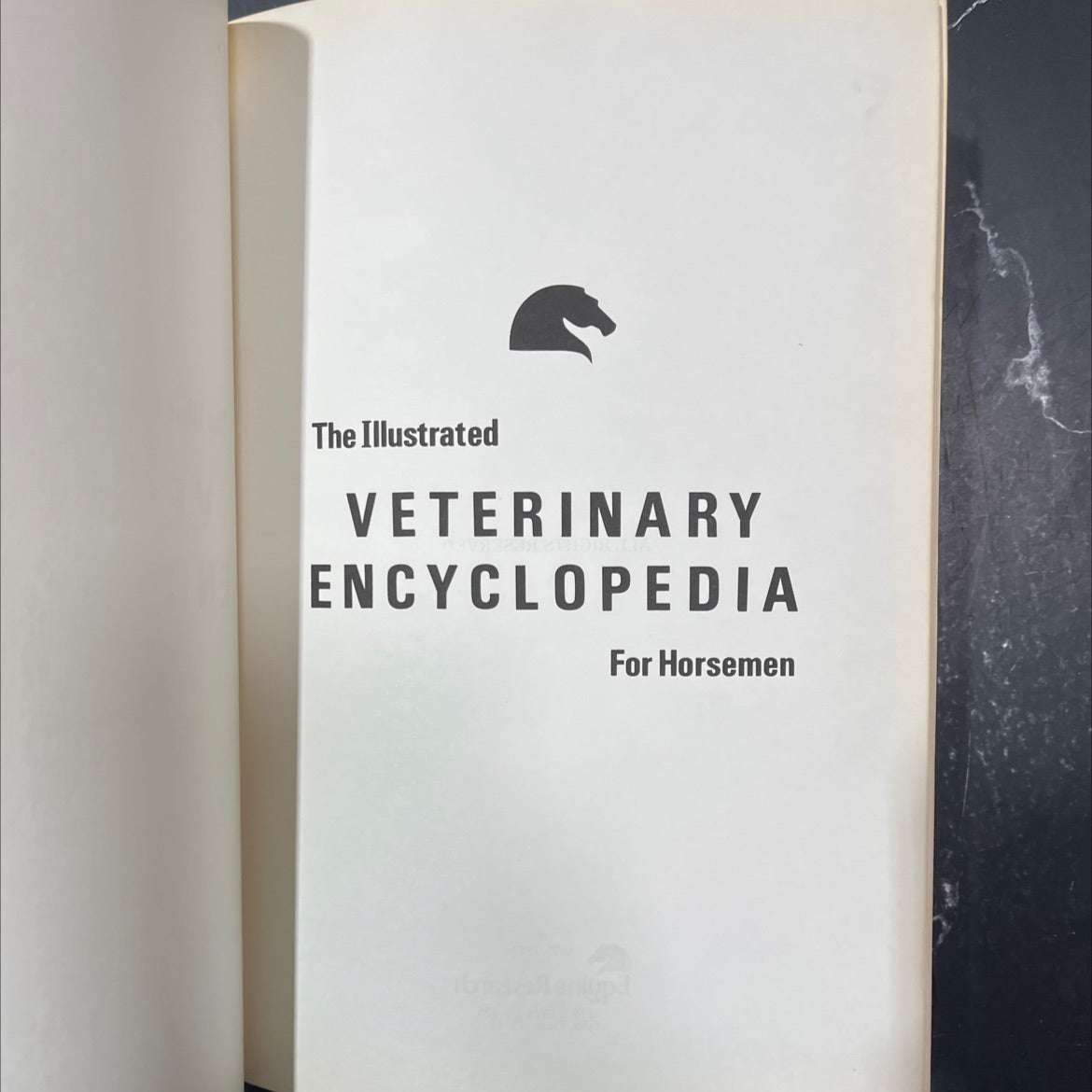 the illustrated veterinary encyclopedia for horsemen book, by unknown, 1977 Leather image 2