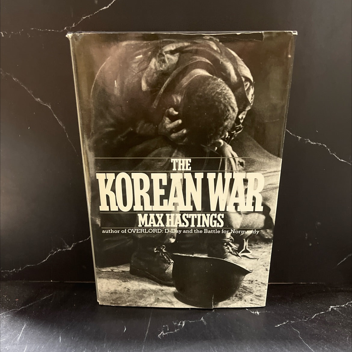 the korean war book, by max hastings, 1987 Hardcover image 1
