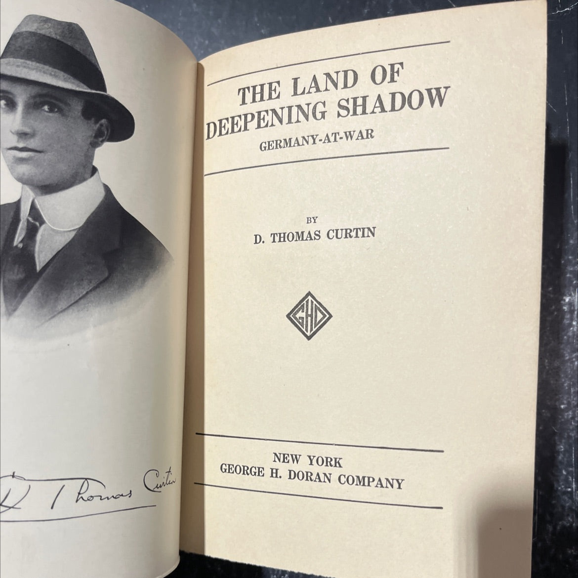 the land of deepening shadow germany-at-war book, by d. thomas curtin, 1917 Hardcover image 2