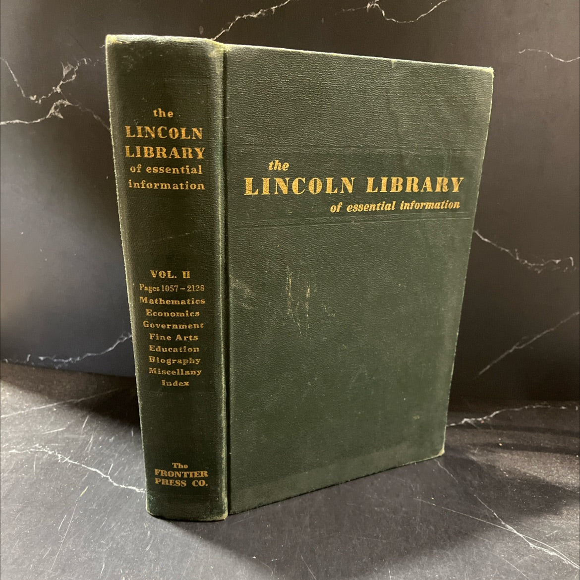 the lincoln library of essential information book, by unknown, 1961 Hardcover image 1